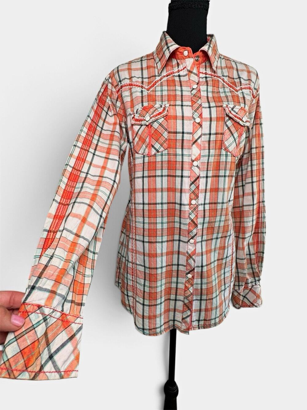 Cowgirl Up Womens S Orange Plaid Snap-Front Western Shirt Embroidered Pockets